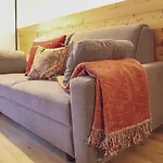 Mocking Apartament *